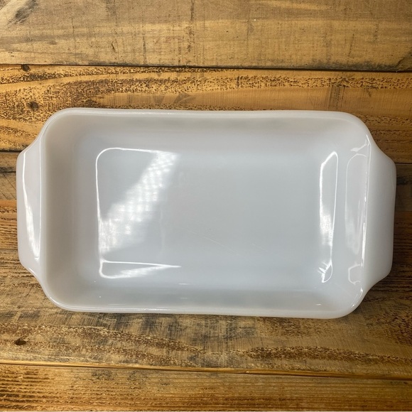 Anchor Hocking Fire-King Meadow Green 1.5 Qt Casserole Baking Dish #432 - Picture 10 of 10